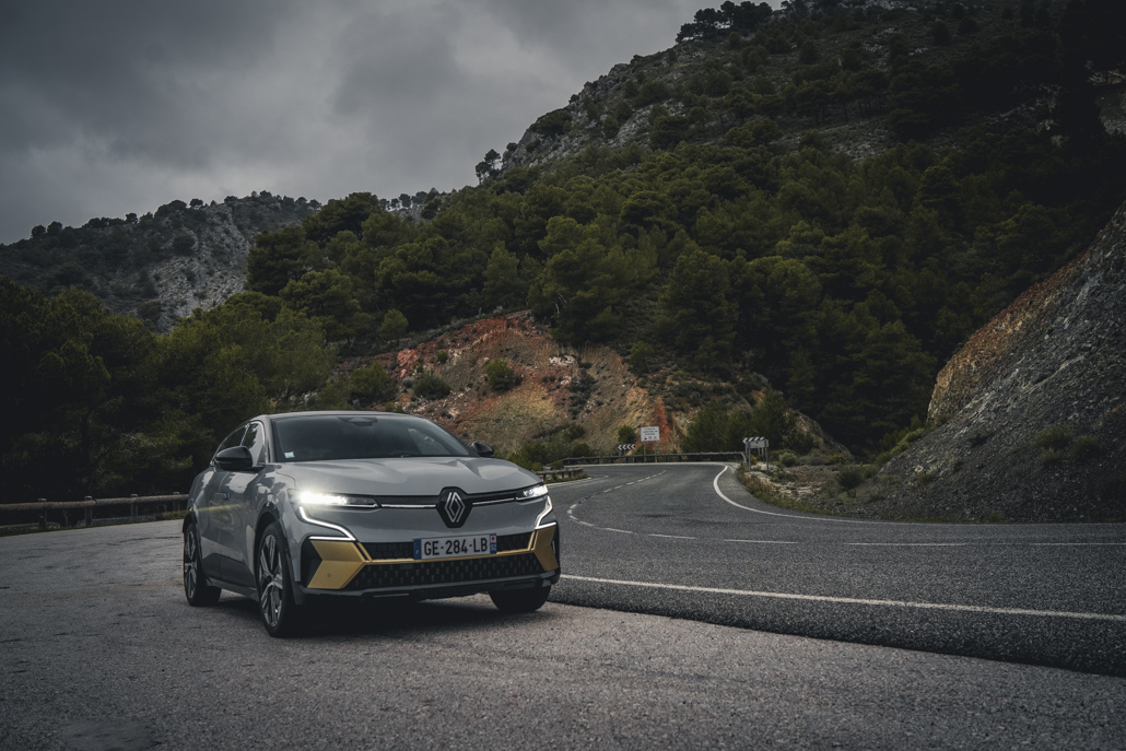 Renault Megane E-Tech EV60 review - ArenaEV