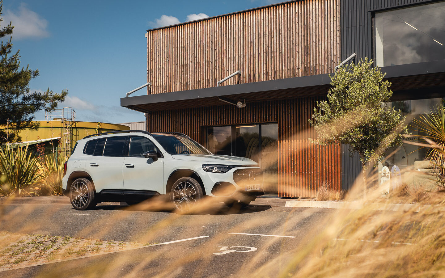 Essai Mercedes-Benz GLB EQ 2026 : des recharges rapides et 7 places ?